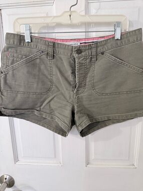 Abercrombie & Fitch Olive Green Women's Casual Cotton Shorts